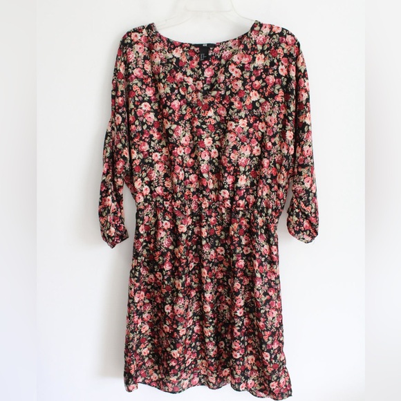 H&M Black Floral V-Neck Dress Size 10 - Picture 11 of 11